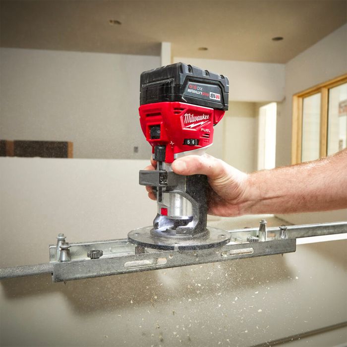 Milwaukee 2723-20 M18 Fuel Cordless Compact Router | burnstools.com