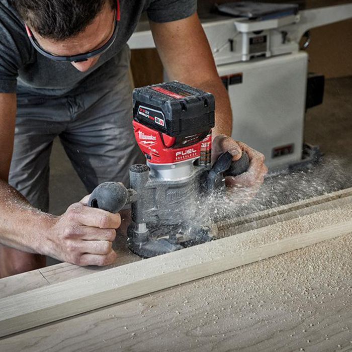 Milwaukee m18 compact router plunge base sale